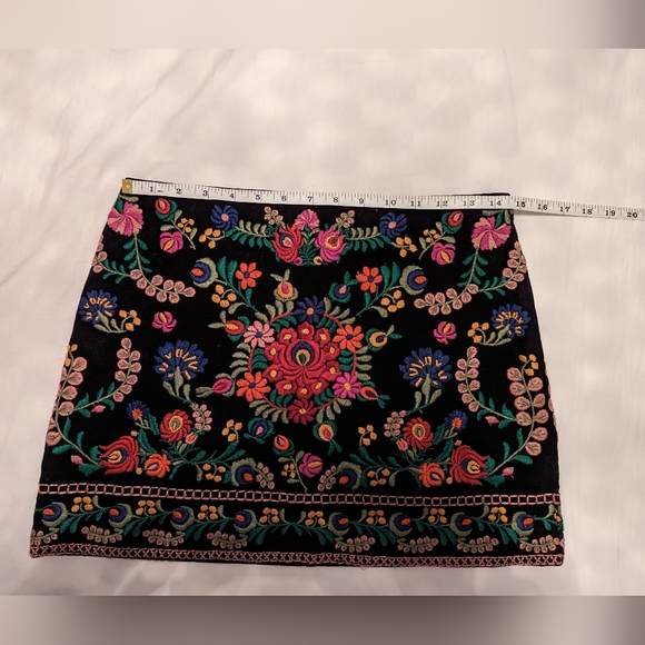 Zara Woman Embroidered Suzani Mini Skirt A-Line - Picture 8 of 16